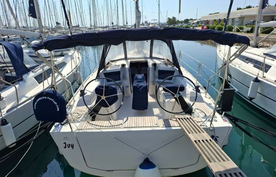 Dufour 360 Ivy