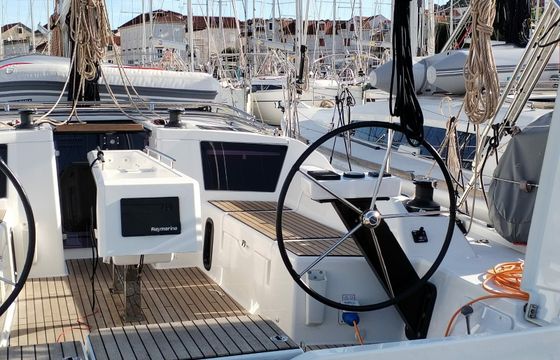 Dufour 390 Hope