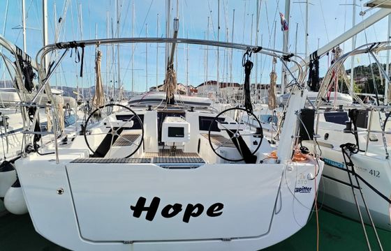 Dufour 390 Hope