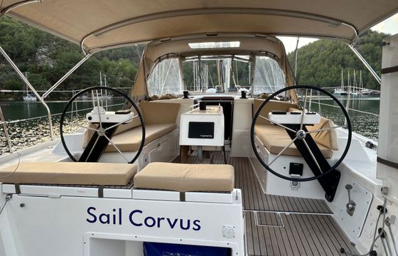 Dufour 390 Sail Corvus