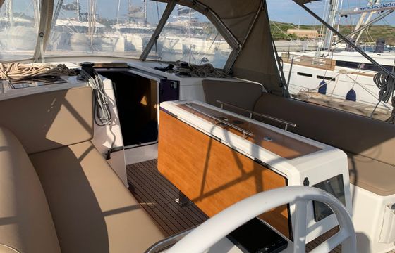 Dufour 390 R2D2