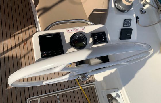 Dufour 390 R2D2