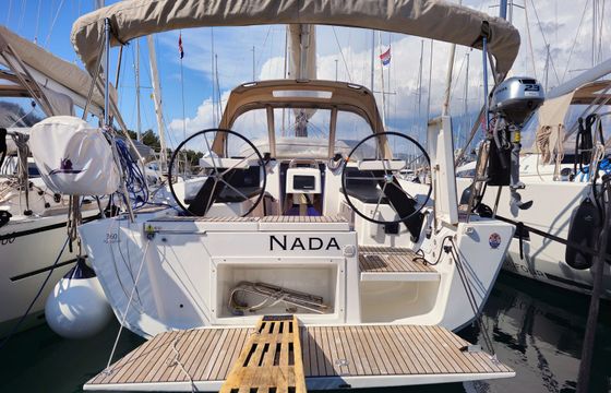 Dufour 360 Nada