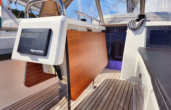 Dufour 360 Nada