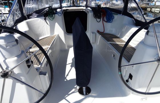 Dufour 385 Sante