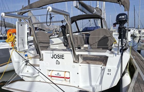 Dufour 41 Josie