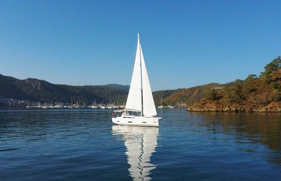 Dufour 390 La Luz