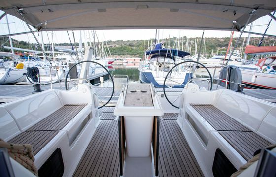 Dufour 412 Sea cloud 2