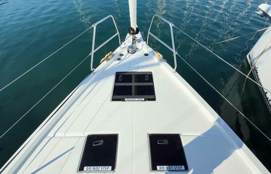 Dufour 41 Nine to Five