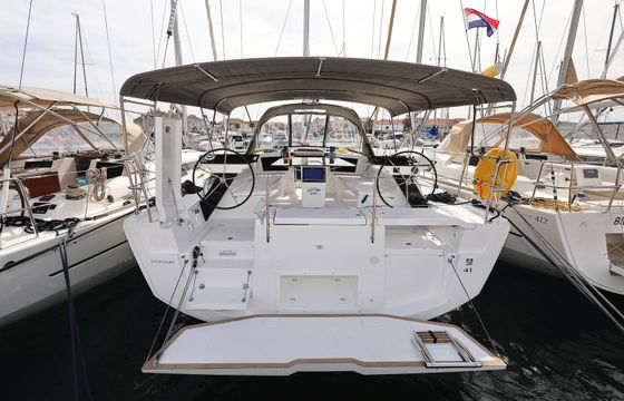 Dufour 41 Poppy