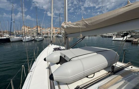 Dufour 390 M Amour