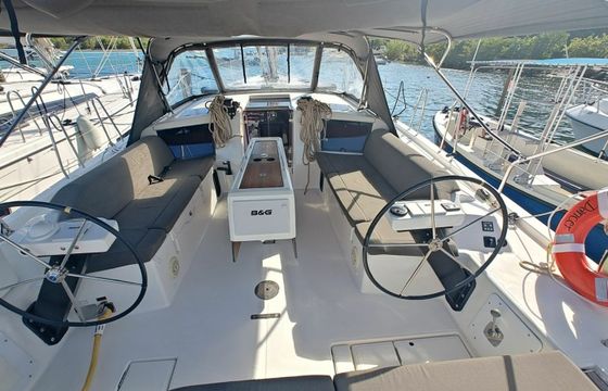 Dufour 430 Dancer