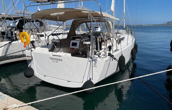 Dufour 390 Theodora