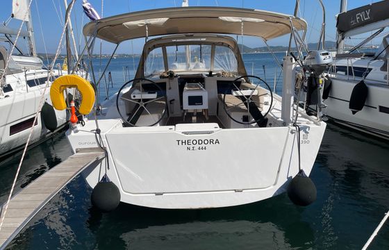 Dufour 390 Theodora