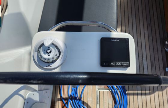 Dufour 430 Largo