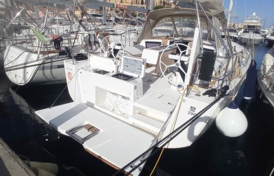 Dufour 390 Tiche