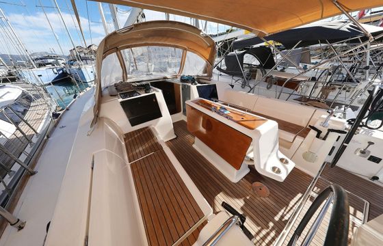 Dufour 412 Adrio