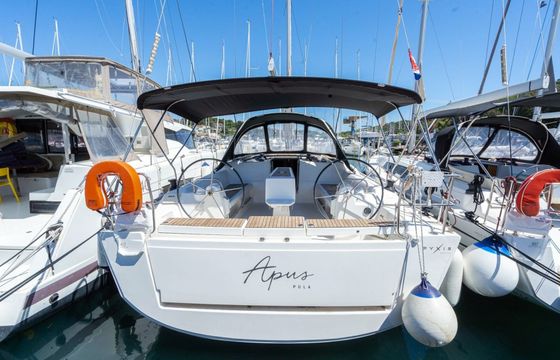 Dufour 412 Apus