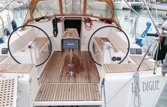 Dufour 405 La Digue
