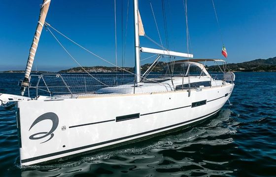 Dufour 412 Domi