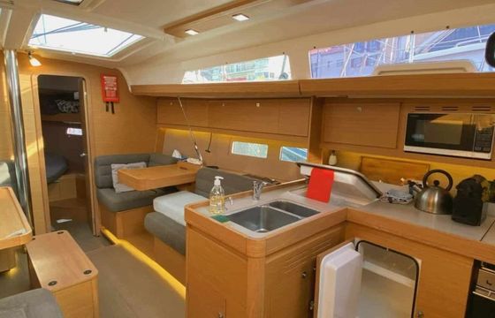 Dufour 412 Ermione