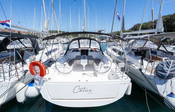 Dufour 382 Cetus