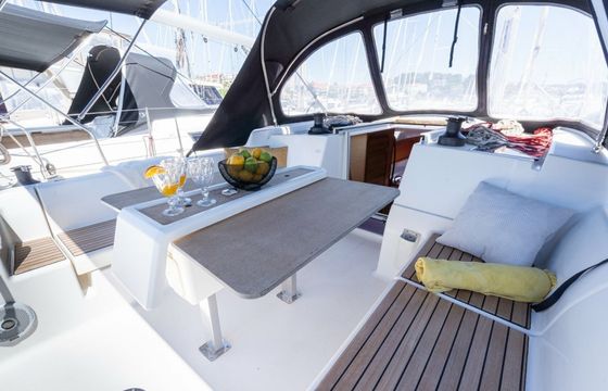 Dufour 382 Cetus