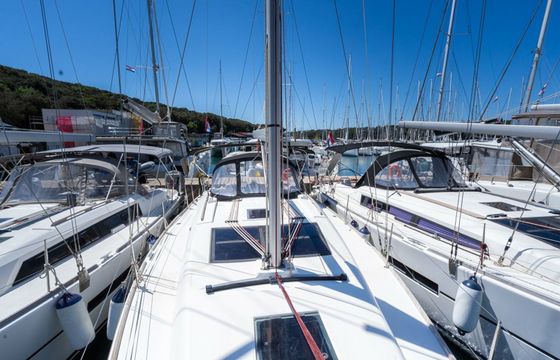 Dufour 382 Cetus