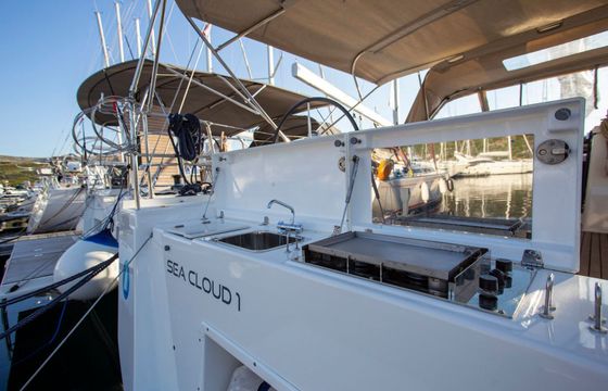 Dufour 430 Sea cloud 1