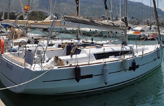 Dufour 412 Tanit