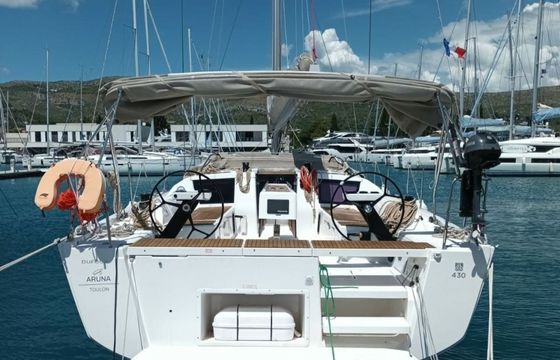 Dufour 430 Aruna