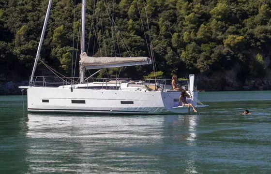 Dufour 390 Bambina