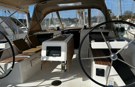Dufour 390 Coila