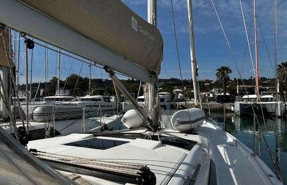 Dufour 390 Coila