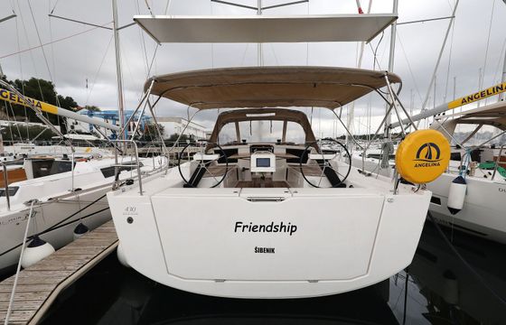 Dufour 430 Friendship