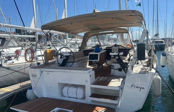 Dufour 430 Freya