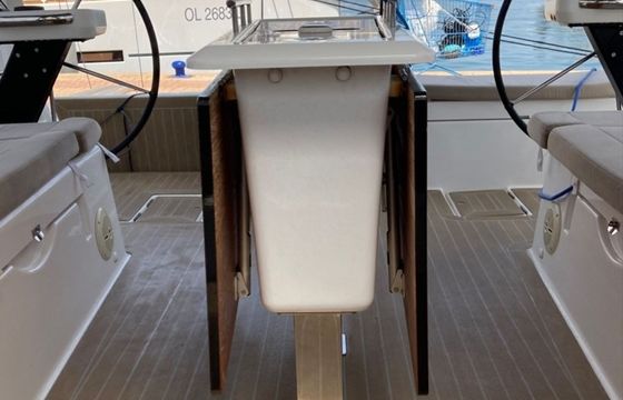 Dufour 430 Hermione