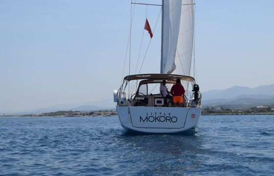 Dufour 430 Little Mokoro