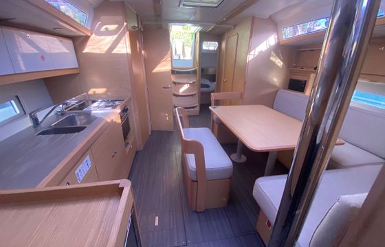 Dufour 430 Little Mokoro
