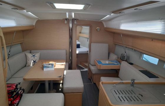 Dufour 412 Altair