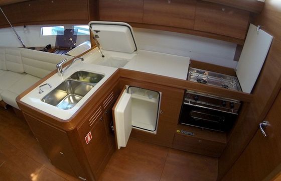 Dufour 412 Amazing