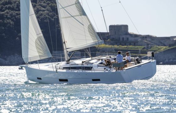 Dufour 430 Victoria