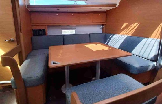 Dufour 430 Sanluis Blues