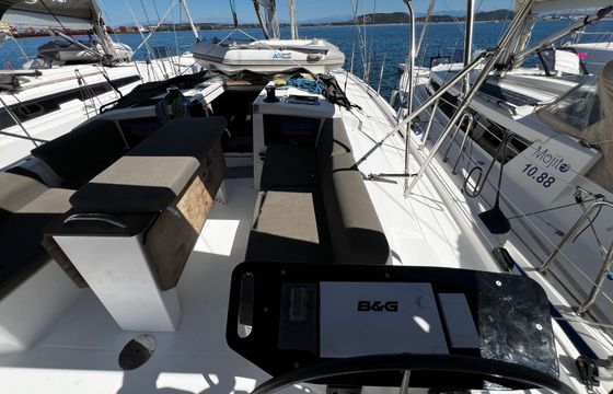 Dufour 41 Blue Dream 2
