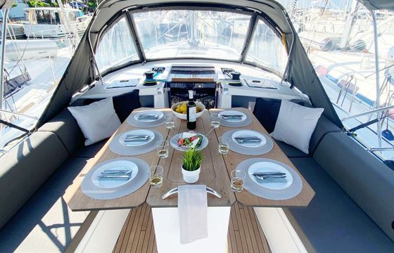 Dufour 41 Equilibrium