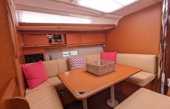 Dufour 430 Hoosier Lady
