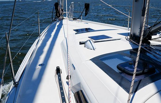 Dufour 430 Slowdown
