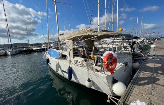 Dufour 430 Victoria