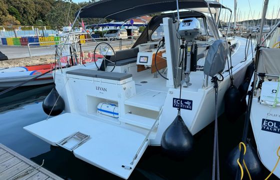 Dufour 430 Levan