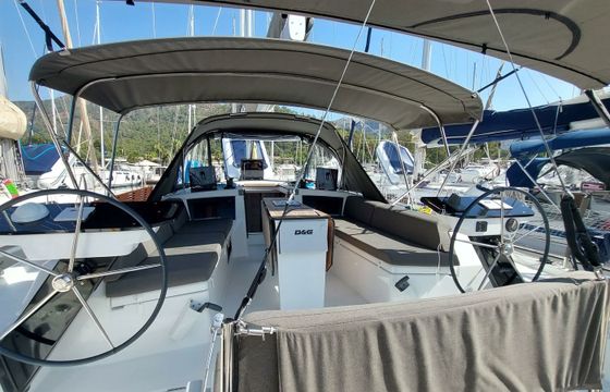 Dufour 41 Yin Yang